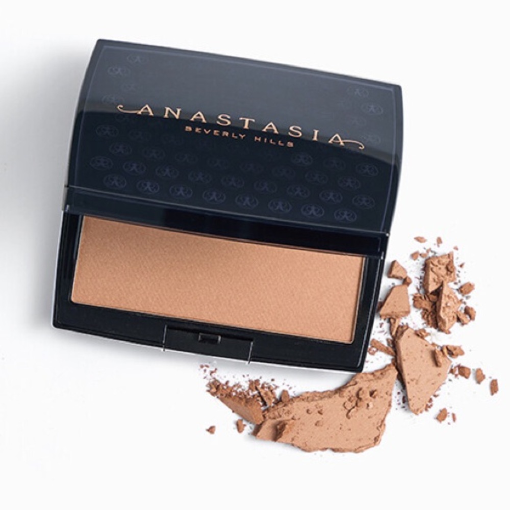 BNIB Anastasia Beverly Hills Powder Bronzer Compact - Saddle